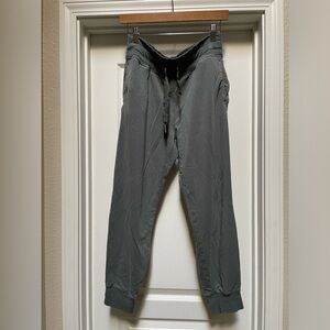Athleta Balance Jogger Petite Medium